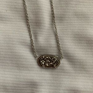Kendra Scott necklace